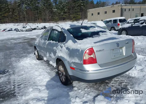 2003 Volkswagen Passat Gl from USA, damaged, VIN WVWMD63B23P440805